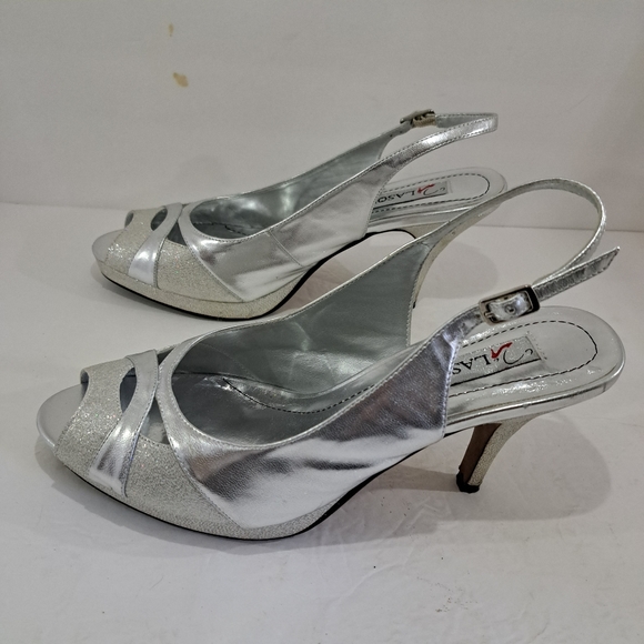 Women's High Heel Shoes. Silver Metallic Color With Silver Speckled Toes - Picture 3 of 10